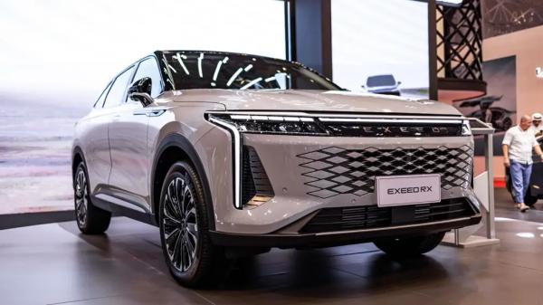 Автомобили EXEED набирают популярность: бренд отмечает 100-тысячную продажу в на российском рынке