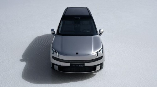 Крутой аналог Li Auto L9 с полным приводом, адаптивной подвеской, 857 л.с. и двумя 30-дюймовыми экранами. Lynk & Co 900 поступил в продажу в Китае, цены &mdash; от 38,7 тыс. долларов