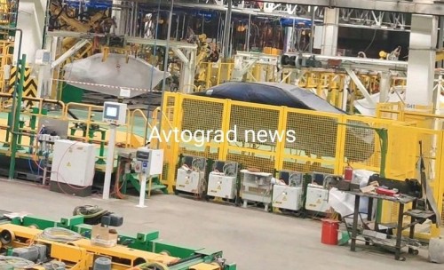Lada Iskra в основном собирают не роботы, а сварщики &laquo;ручками&raquo;. Инсайдер рассказал, что французские технологии изначально подразумевали много ручного труда