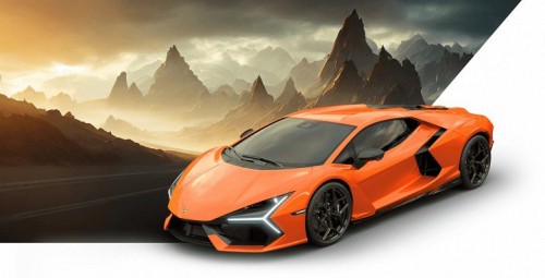 На 45 млн рублей дешевле, чем годом ранее. В России продают 1000-сильный Lamborghini Revuelto