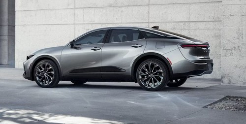Премиум-Toyota с большим клиренсом, полным приводом и 349 л.с. &mdash; 6,4 млн рублей. В России уже можно заказать Toyota Crown 2025