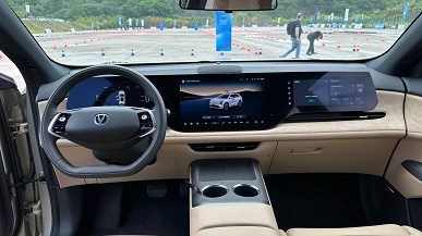 Совершенно новый Changan CS75 Plus с японским 8-ступенчатым &laquo;автоматом&raquo; появится в России, в Китае кроссовер продают очень дешево