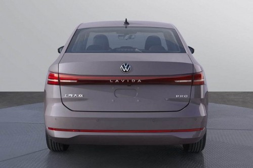 Volkswagen Passat Pro на минималках: рассекречен Volkswagen Lavida Pro