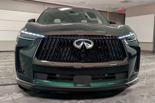 Обновленный кроссовер Infiniti QX60 получил Sport-версию
