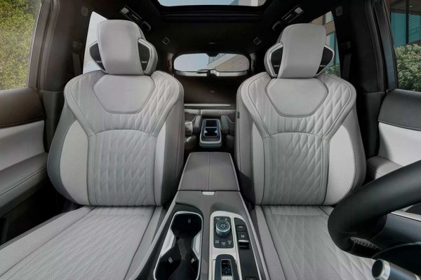 Обновленный кроссовер Infiniti QX60 получил Sport-версию