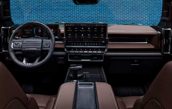 Американцы представили обновленный электрический GMC Hummer EV