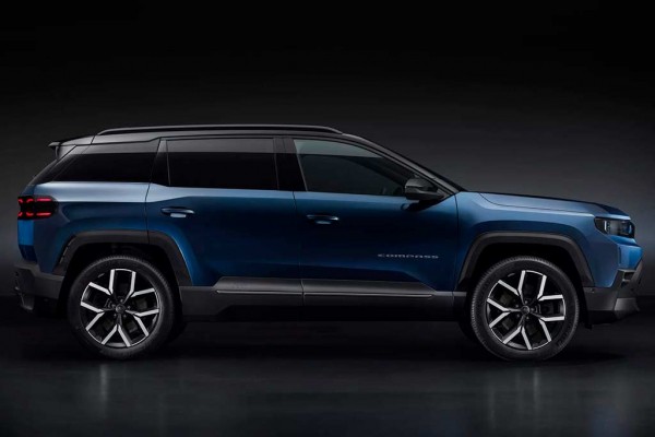 Новый Jeep Compass дебютировал с гибридными и электрическими установками