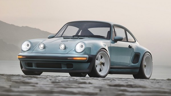 Очередной крутой Porsche 911 от Singer: широкий кузов, четыре фары и атмосферные 426 л.с.