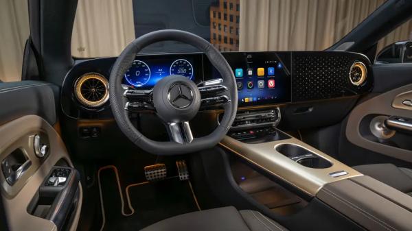 Стал известен главный канал поставок автомобилей Mercedes-Benz в РФ