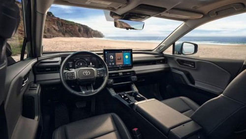 Новый RAV4 2026 в одном превосходит абсолютно все другие модели Toyota &mdash; кроссовер первым получил технологию Arene