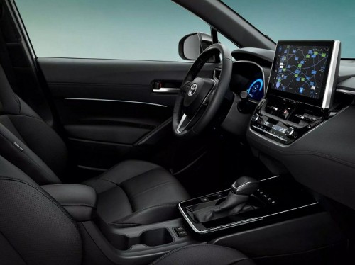 Представлена новая Toyota Corolla Cross 2026: предусмотрены обычная и версия GR Sport с заниженной подвеской