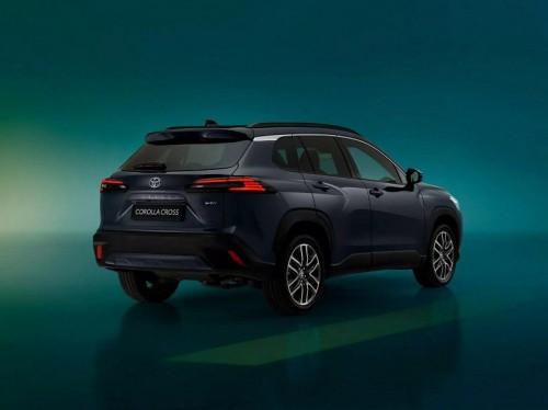 Представлена новая Toyota Corolla Cross 2026: предусмотрены обычная и версия GR Sport с заниженной подвеской