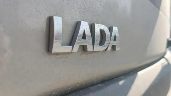В РФ продают 13-летнюю Lada Priora: она проехала всего  5,6 тыс. км