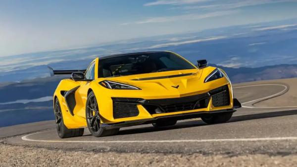 Когда представят новую версию Chevrolet Corvette: названа дата