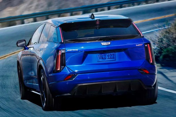 Cadillac Optiq-V: &laquo;заряженная&raquo; версия электрического кроссовера