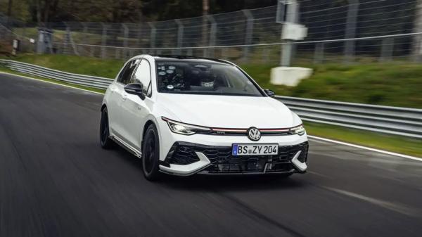 Назван самый быстрый серийный  Volkswagen на Нюрбургринге
