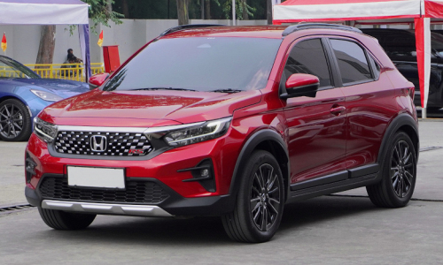 Дешёвые японские кроссоверы &mdash; ещё доступнее. Новые Honda WR-V в России теперь стартуют ниже 1,5 млн рублей