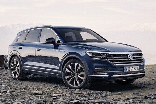 Как подорожали популярные в России кроссоверы за 10 лет? Volkswagen Touareg &mdash; почти в 4 раза, Hyundai Santa Fe &mdash; в 3,7 раза, Toyota RAV4 &mdash; в 3,5 раза