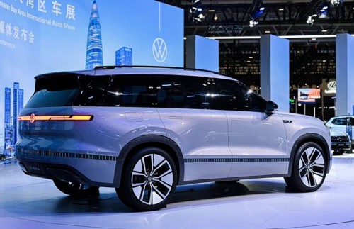 &laquo;Новая эра&raquo; Volkswagen начнется через год: производство Volkswagen ID. ERA стартует в апреле 2026 года, это будет большой подключаемый гибрид как Li Auto L9