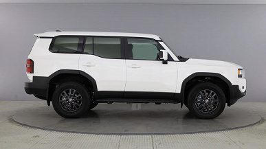 Представлен грузовой Toyota Land Cruiser 250. Теперь это двухместный внедорожник с огромным багажником