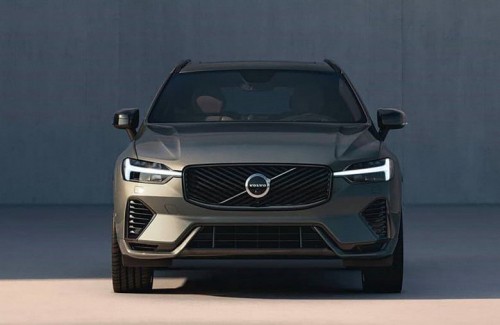 Представлен Volvo XC60 2026, объявлены цены
