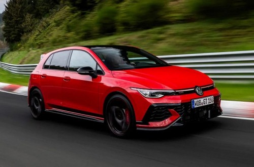 Самый мощный за 50 лет: представлен Volkswagen Golf GTI Edition 50