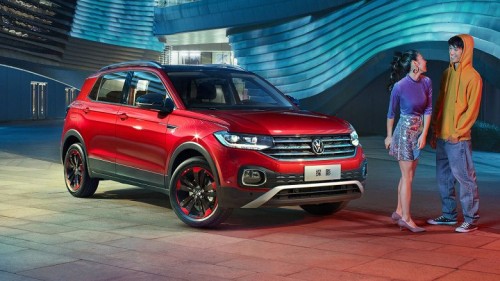 Современные кроссоверы Volkswagen Tacqua подешевели в России почти до 2 млн рублей (в наличии машины от 2,15 млн рублей) Современные кроссоверы Volkswagen Tacqua подешевели в России почти до 2 млн рублей (в наличии машины от 2,15 млн рублей)