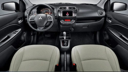 В России начали продавать Mitsubishi Attrage 2025 &mdash; всего 1,8 млн рублей