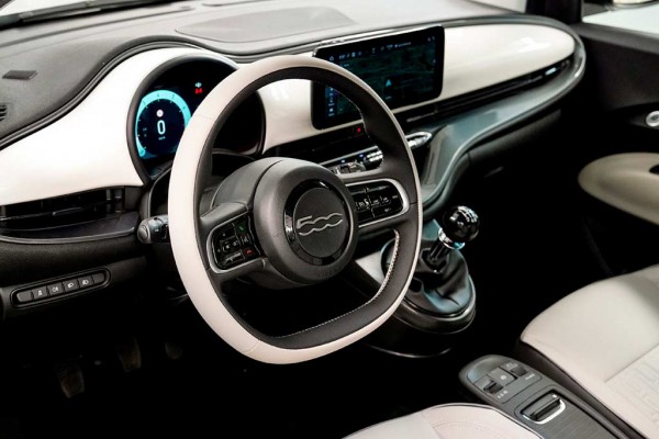 Fiat 500 Hybrid: актуальная версия &laquo;пятисотки&raquo; получила гибридное исполнение