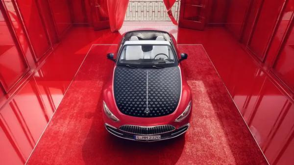 В России появились первые Mercedes-Maybach SL
