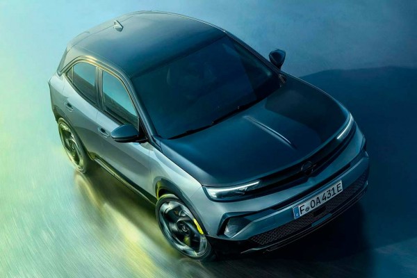 Представлен драйверский электрический кроссовер Opel Mokka GSE
