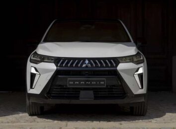 Представлен новый 2026 Mitsubishi Grandis II: теперь это кроссовер на базе Рено