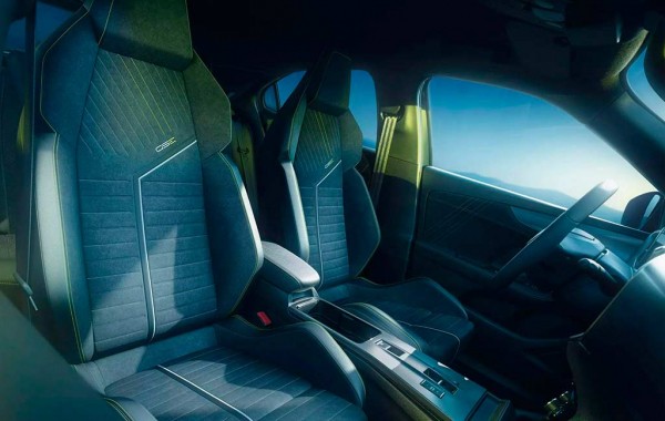 Представлен драйверский электрический кроссовер Opel Mokka GSE