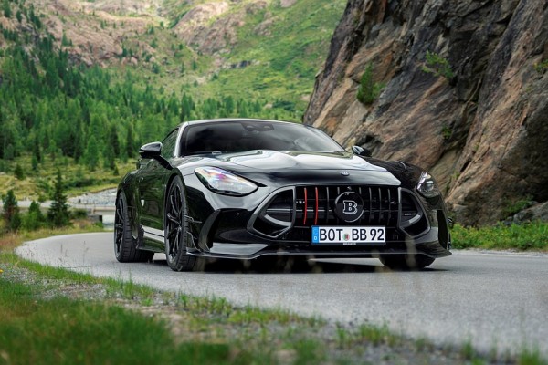 Очередной &laquo;тысячник&raquo; от Brabus: теперь на базе купе Mercedes-AMG GT 63 S E Performance