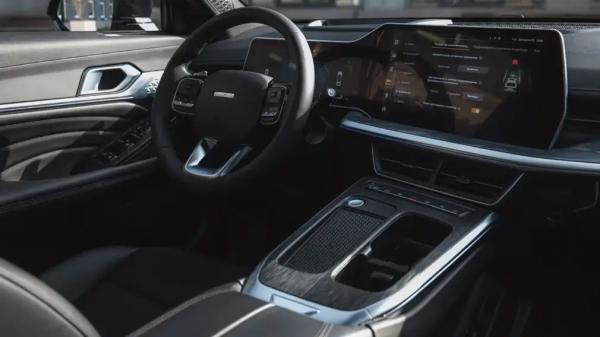 Haval пересмотрел цену на F7x &mdash; теперь дешевле на 150 тысяч рублей