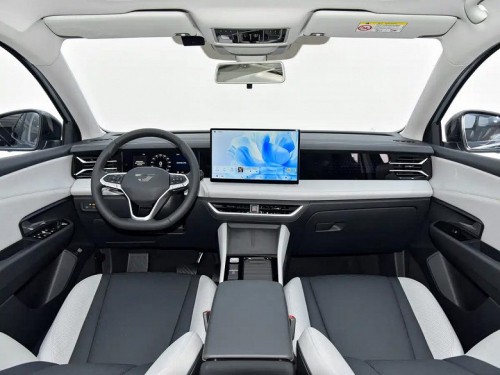 Еще одна вариация на тему Skoda Karoq. Представлен бюджетный кроссовер Jetta VS8, и он может приехать в Россию