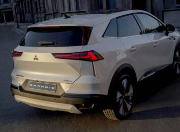 Представлен новый 2026 Mitsubishi Grandis II: теперь это кроссовер на базе Рено
