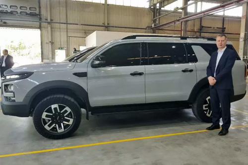 Отечественный 224-сильный рамный внедорожник производства УАЗа с корнями Toyota и 8-ступенчатым &laquo;автоматом&raquo;. Sollers SJ9 представят в 4 квартале 2025 года