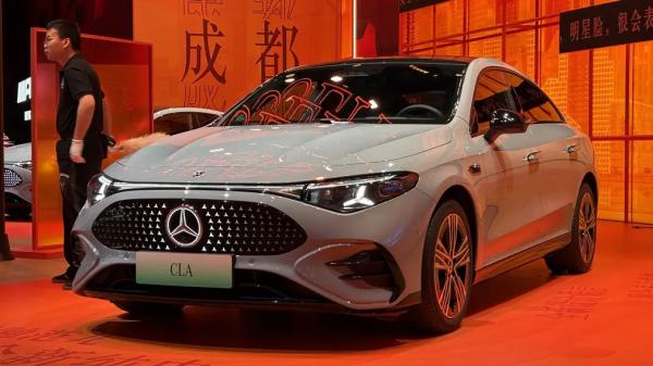 Компания Mercedes-Benz показале в Китае электрический Mercedes-Benz CLA