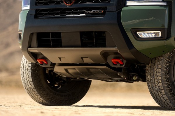 Nissan Frontier обзавёлся новой топовой версией Pro-4X R и стал &laquo;богаче&raquo;