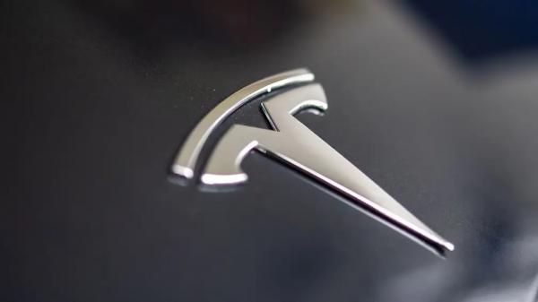 Хакер раскрыл главный секрет Илона Маска: Tesla готовит нечто особенное