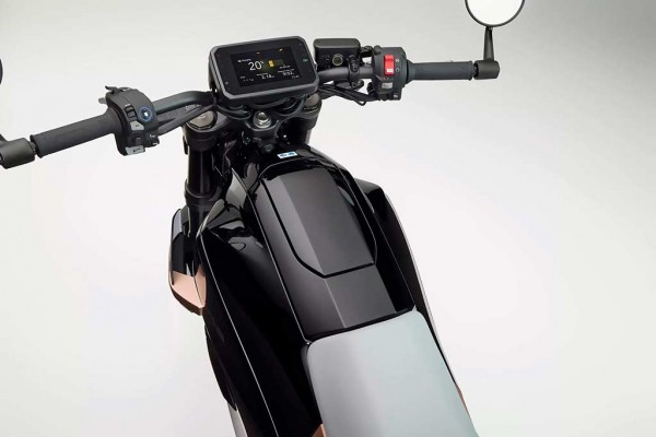 Honda представила свой первый электрический байк: цена &laquo;кусается&raquo;