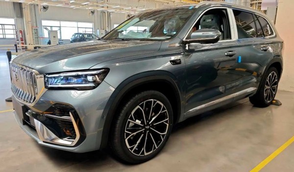 Geely Monjaro Dongfang Yao: обновленный вариант кроссовера с более мощным мотором