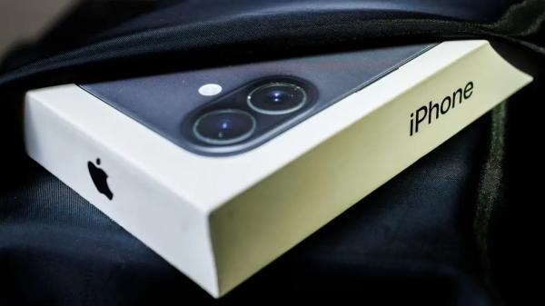 Новый iPhone 17 стоит как подержанная Lada Niva: есть несколько альтернатив