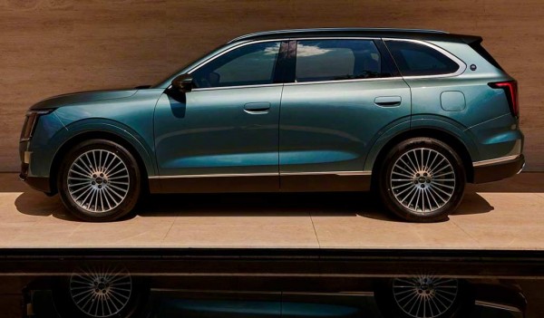 Jetour X70L: представлен бензиновый вариант модели в новом кузове