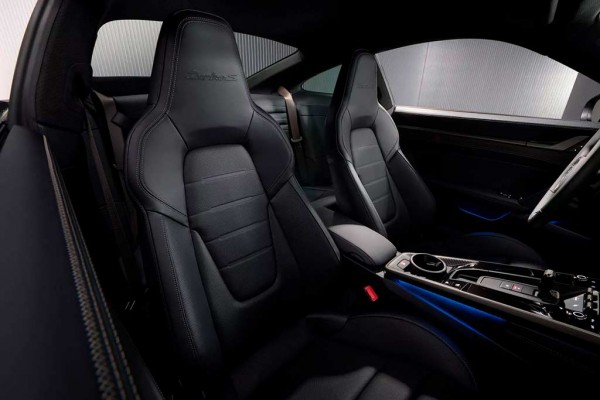 Обновленный Porsche 911 Turbo S (992) получил гибридную силовую установку
