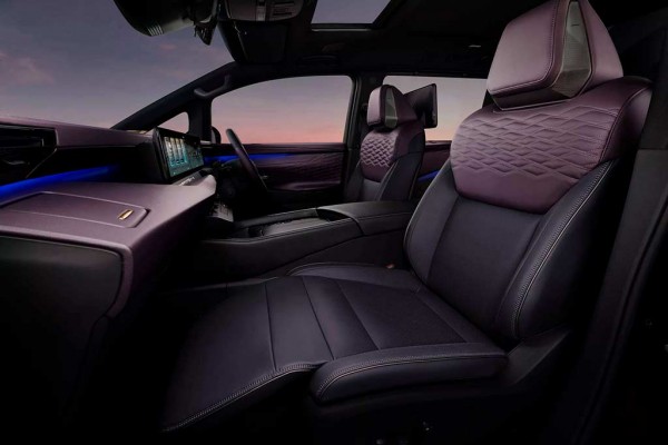 Рассекречен новый минивэн Nissan Elgrand четвертого поколения