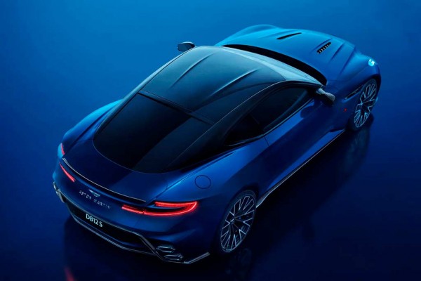 Aston Martin DB12 S: британцы рассекретили топовую 700-сильную версию суперкара Aston Martin DB12 S: британцы рассекретили топовую 700-сильную версию суперкара