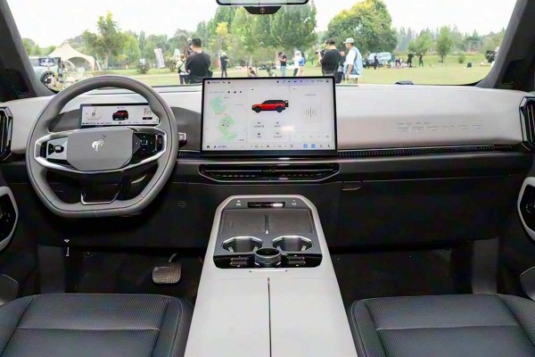 Кроссовер Ford Bronco EV дебютирует в Китае в виде гибрида и электрокара
