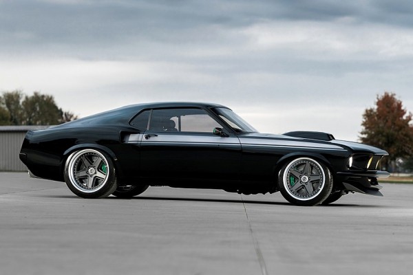 Тачка криминального босса: роскошный Ford Mustang Kingpin от Ringbrothers
